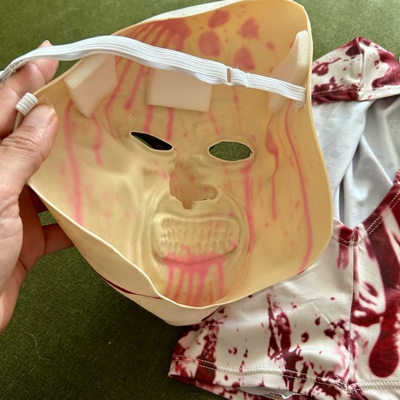 The Terrifier Mask - Picture 3 of 5